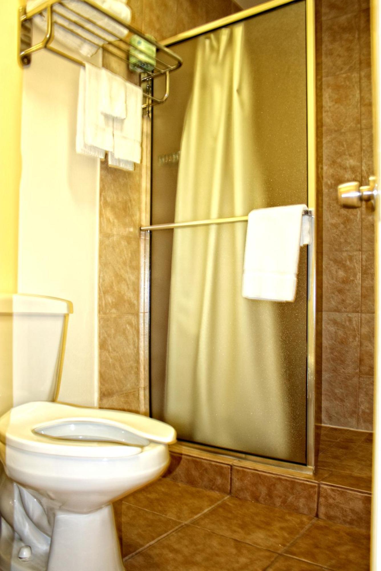 Whispering Palms Inn Del Rio Luaran gambar