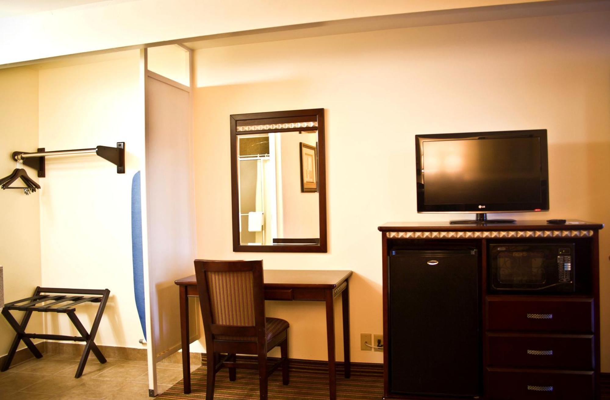 Whispering Palms Inn Del Rio Luaran gambar